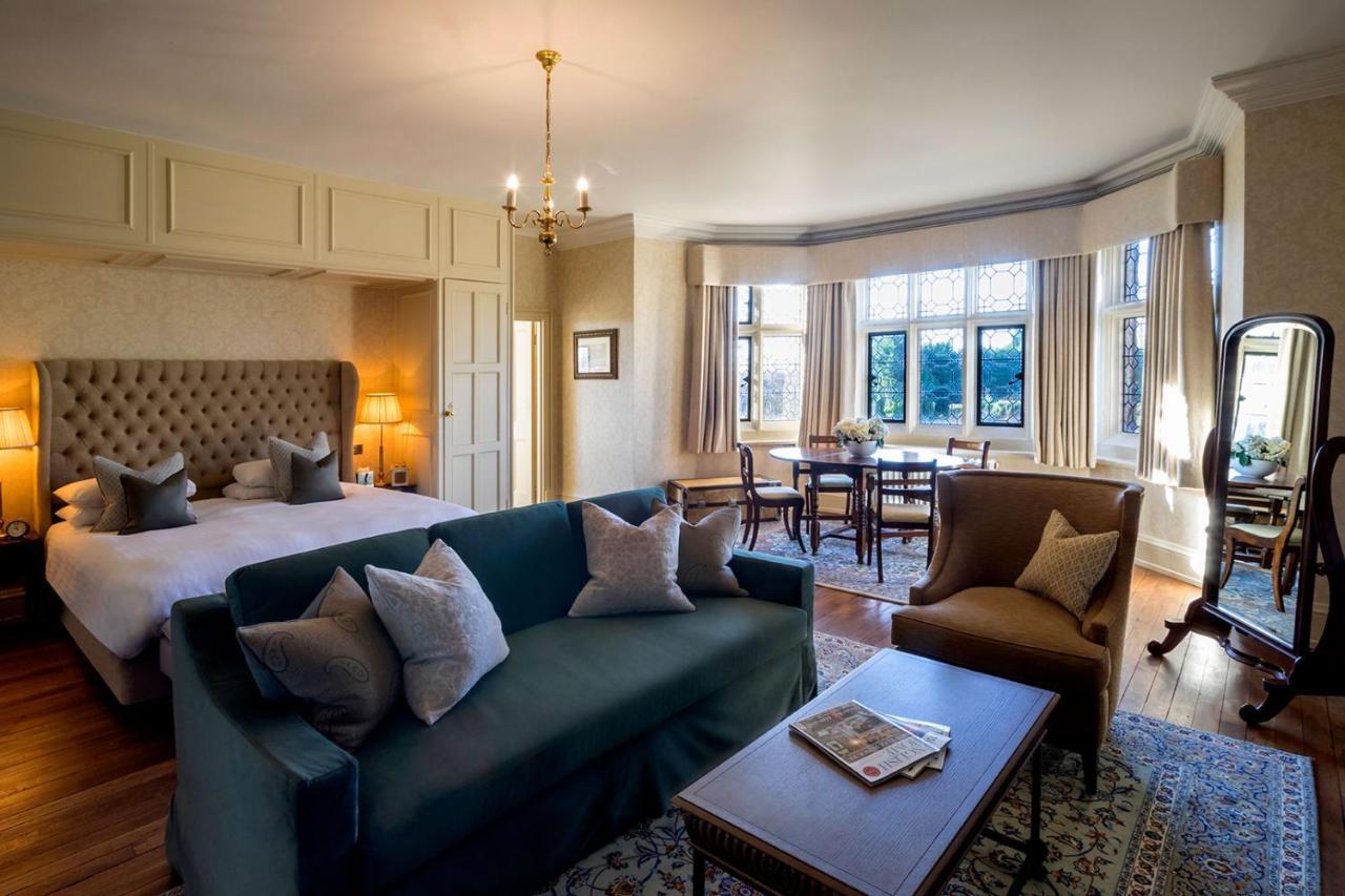 Eastwell Manor, Champneys Hotel & Spa Ashford  Esterno foto