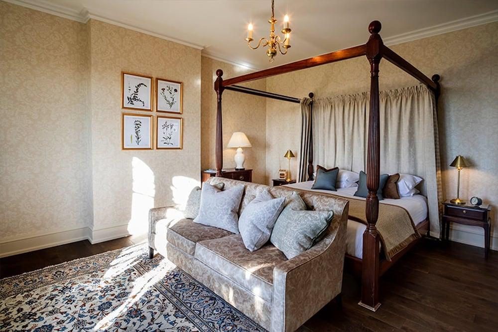 Eastwell Manor, Champneys Hotel & Spa Ashford  Esterno foto