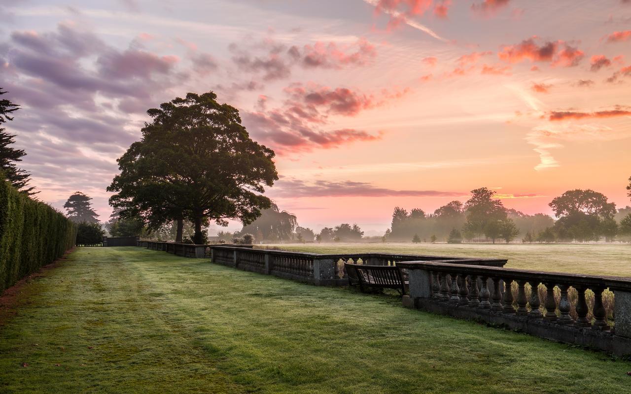 Eastwell Manor, Champneys Hotel & Spa Ashford  Esterno foto
