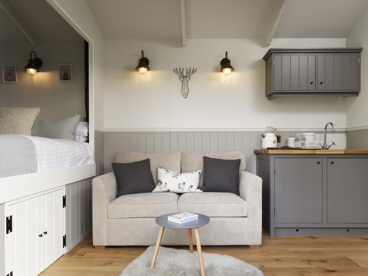 Eastwell Manor, Champneys Hotel & Spa Ashford  Esterno foto